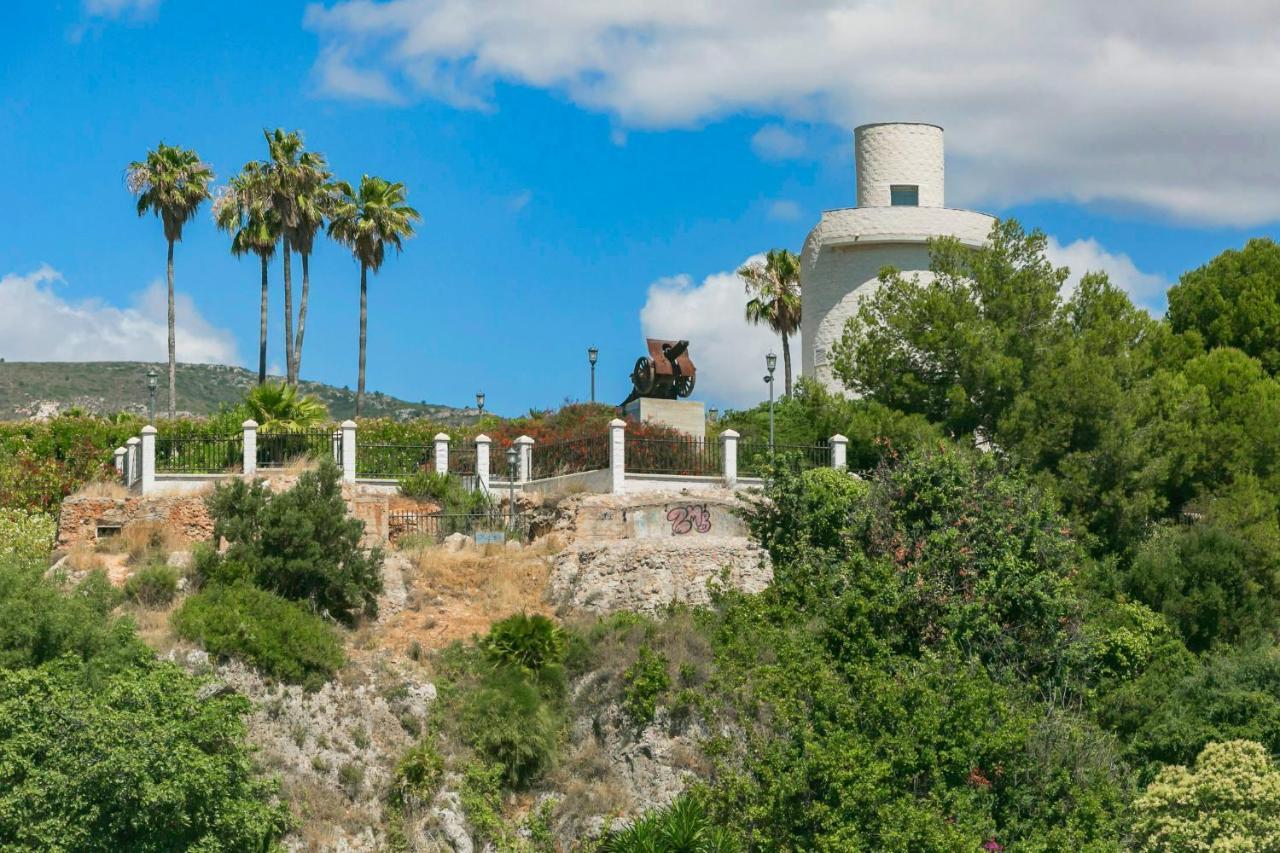 MalagadeVacaciones - La Carihuela Palace Torremolinos Exterior foto