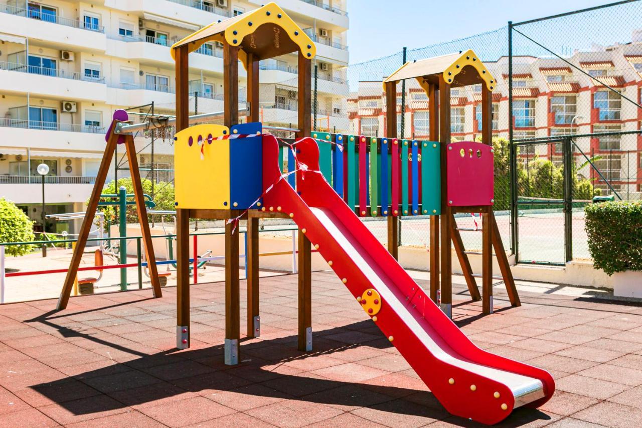 MalagadeVacaciones - La Carihuela Palace Torremolinos Exterior foto